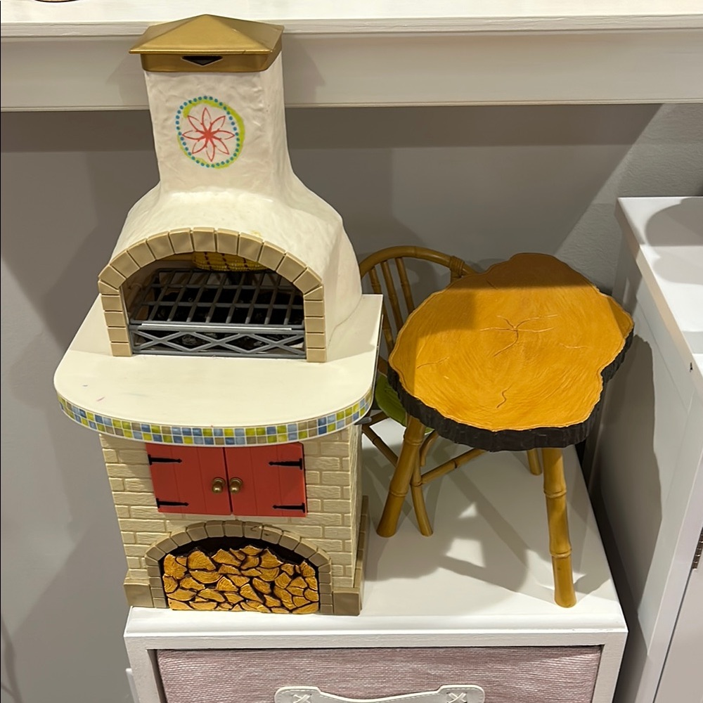 American Girl Lea’s Grill and Table and Chair Set